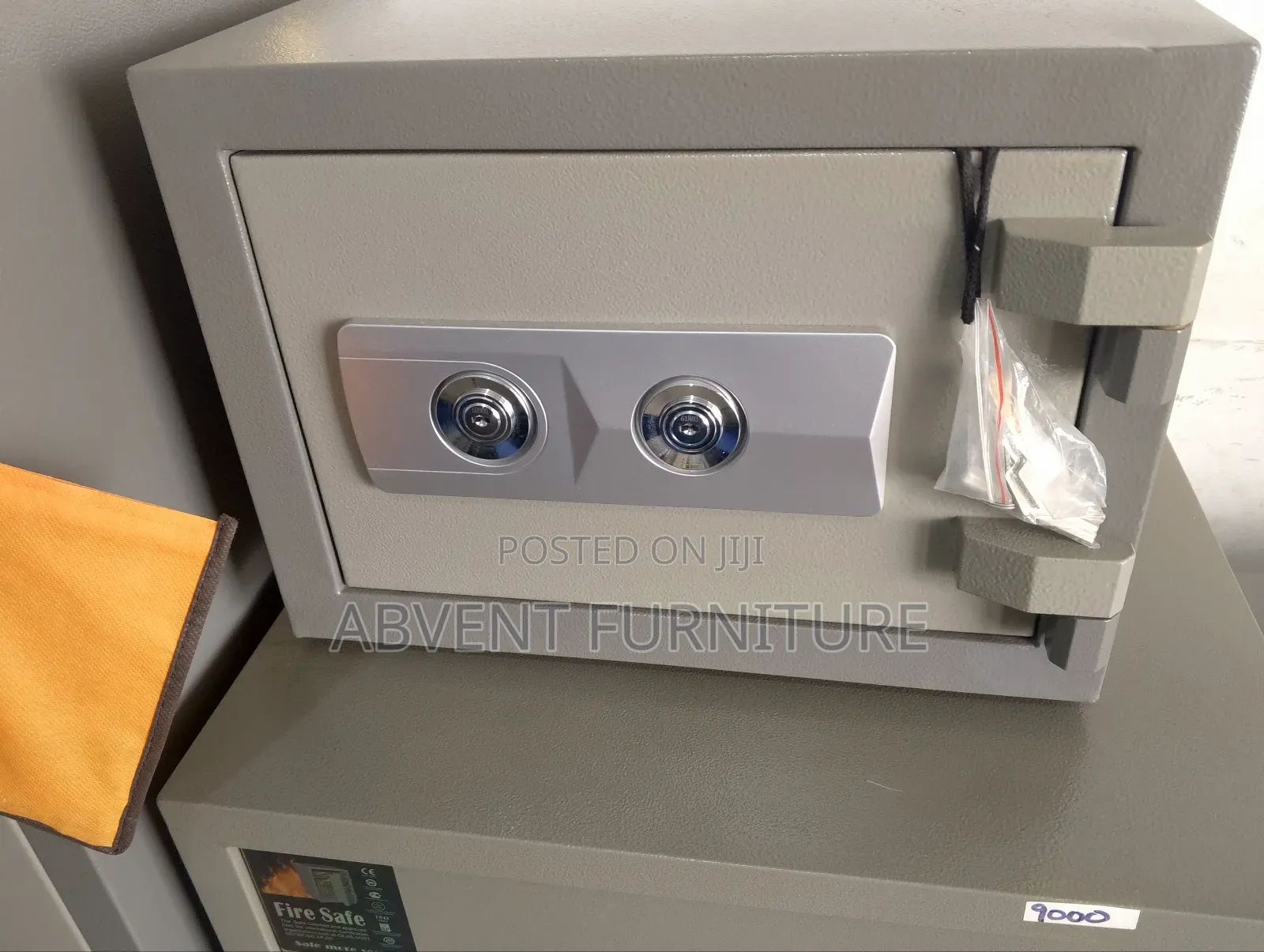Small Fire Proof Money Safe