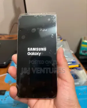 Samsung S22 Plus Screen Replacement