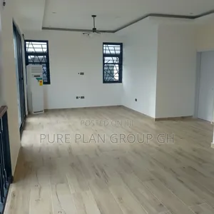 4bdrm Townhouse / Terrace in East Legon, A&C Mall Area for rent