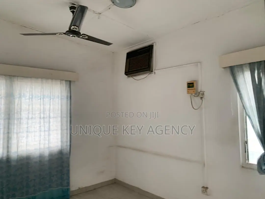 3bdrm House in Unique Key Agency, Tesano for sale