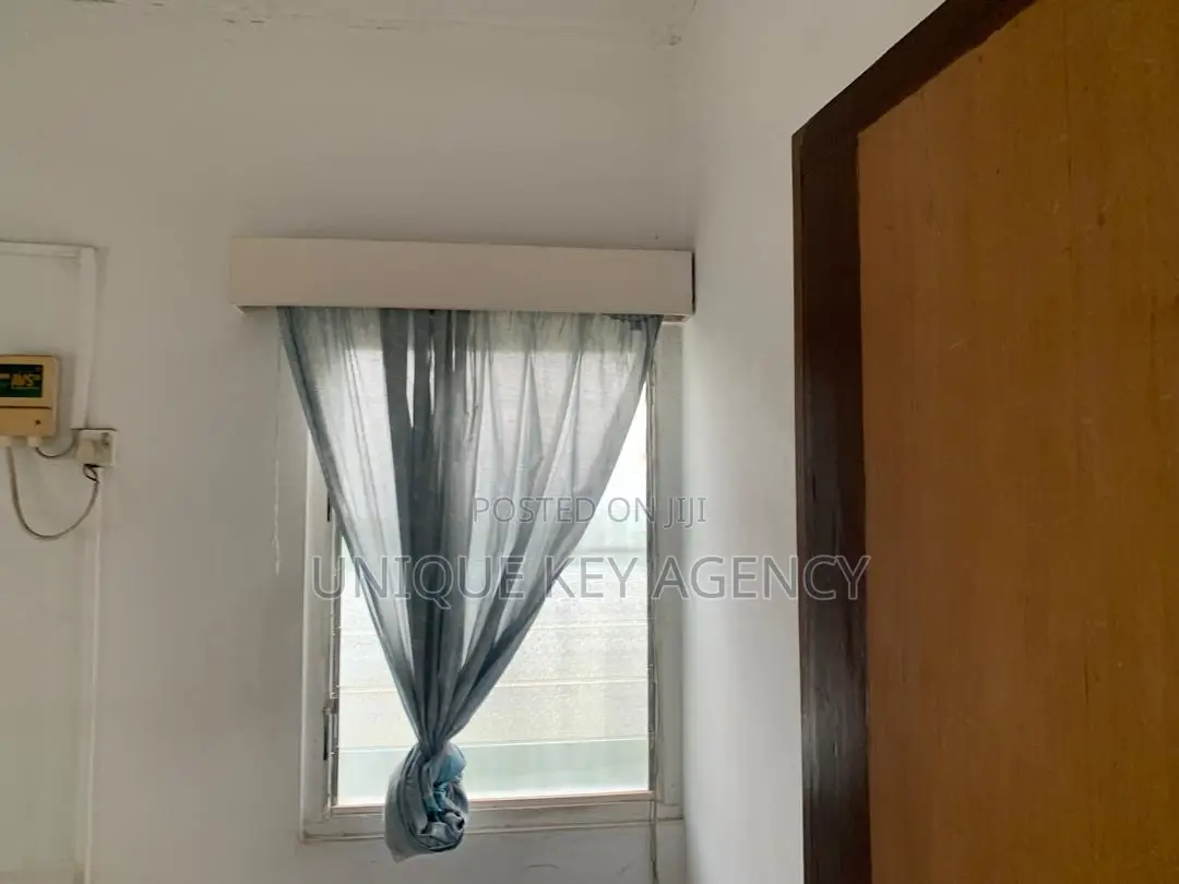 3bdrm House in Unique Key Agency, Tesano for sale