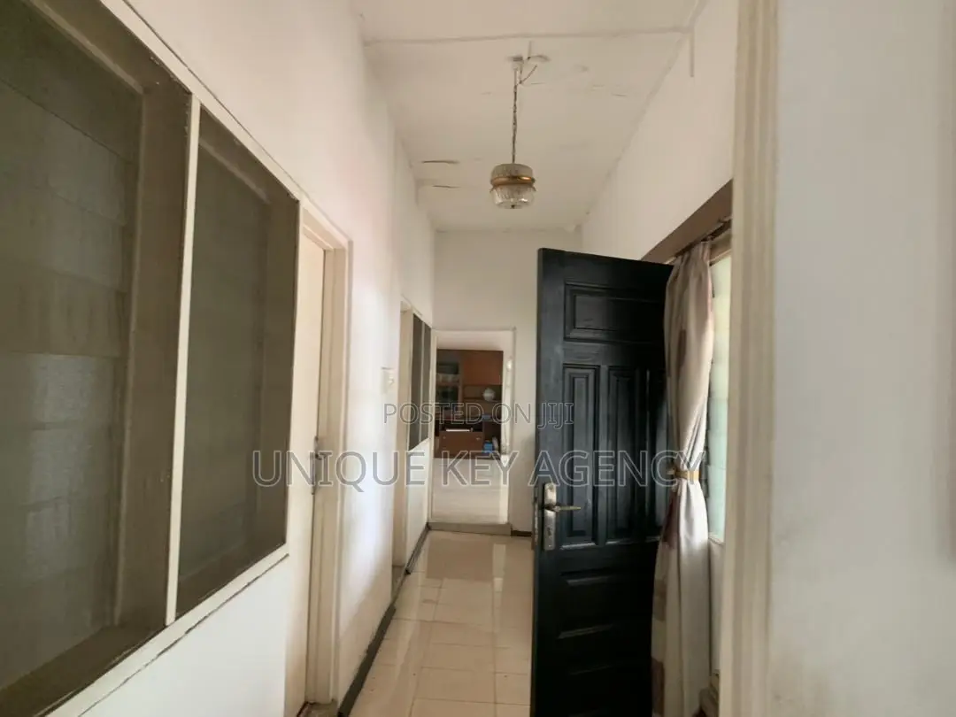 3bdrm House in Unique Key Agency, Tesano for sale