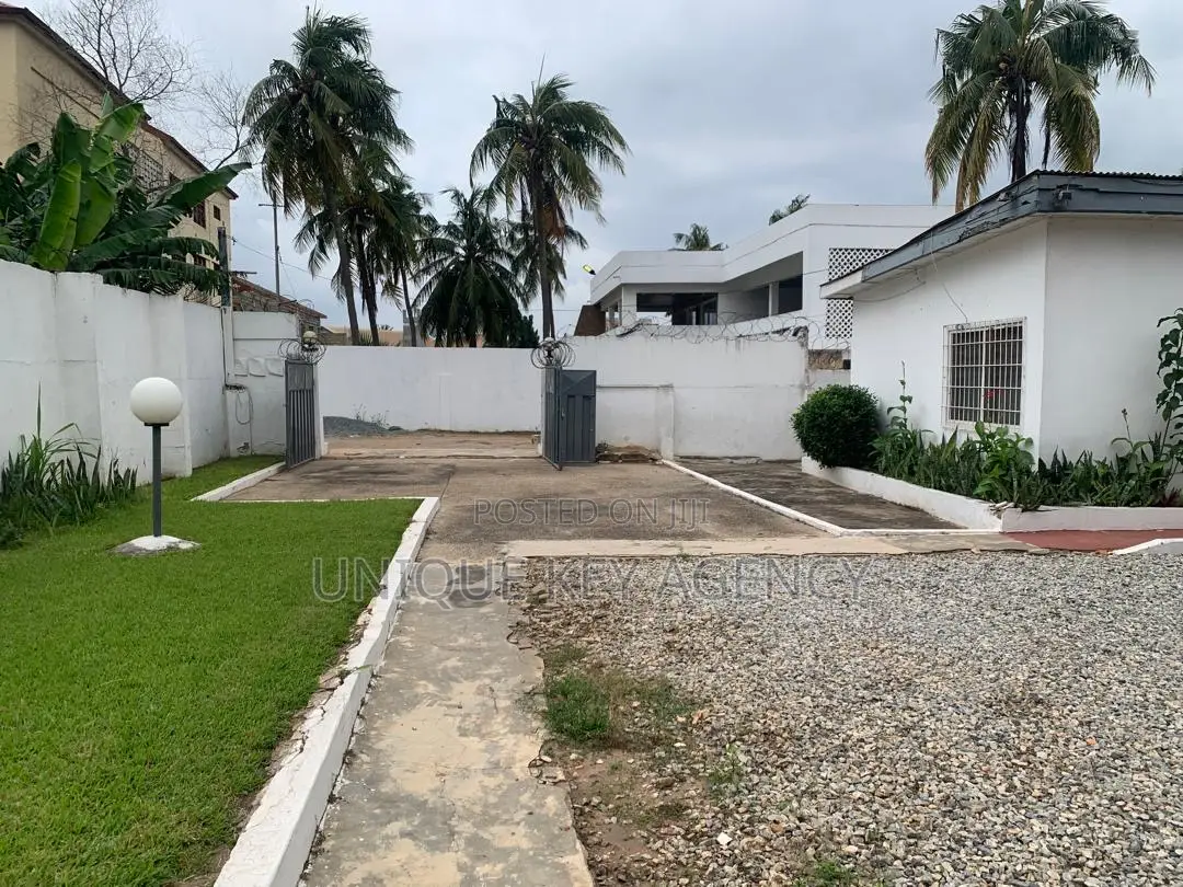 3bdrm House in Unique Key Agency, Tesano for sale