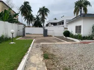 3bdrm House in Unique Key Agency, Tesano for sale