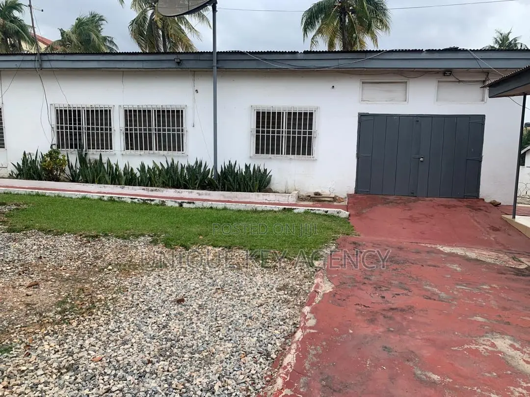 3bdrm House in Unique Key Agency, Tesano for sale
