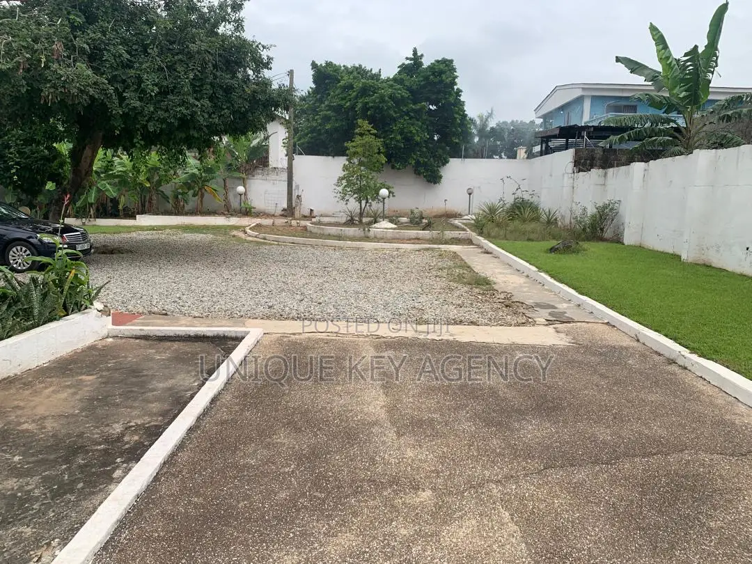 3bdrm House in Unique Key Agency, Tesano for sale