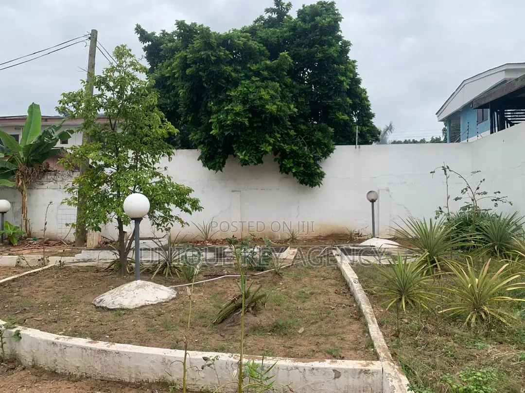 3bdrm House in Unique Key Agency, Tesano for sale