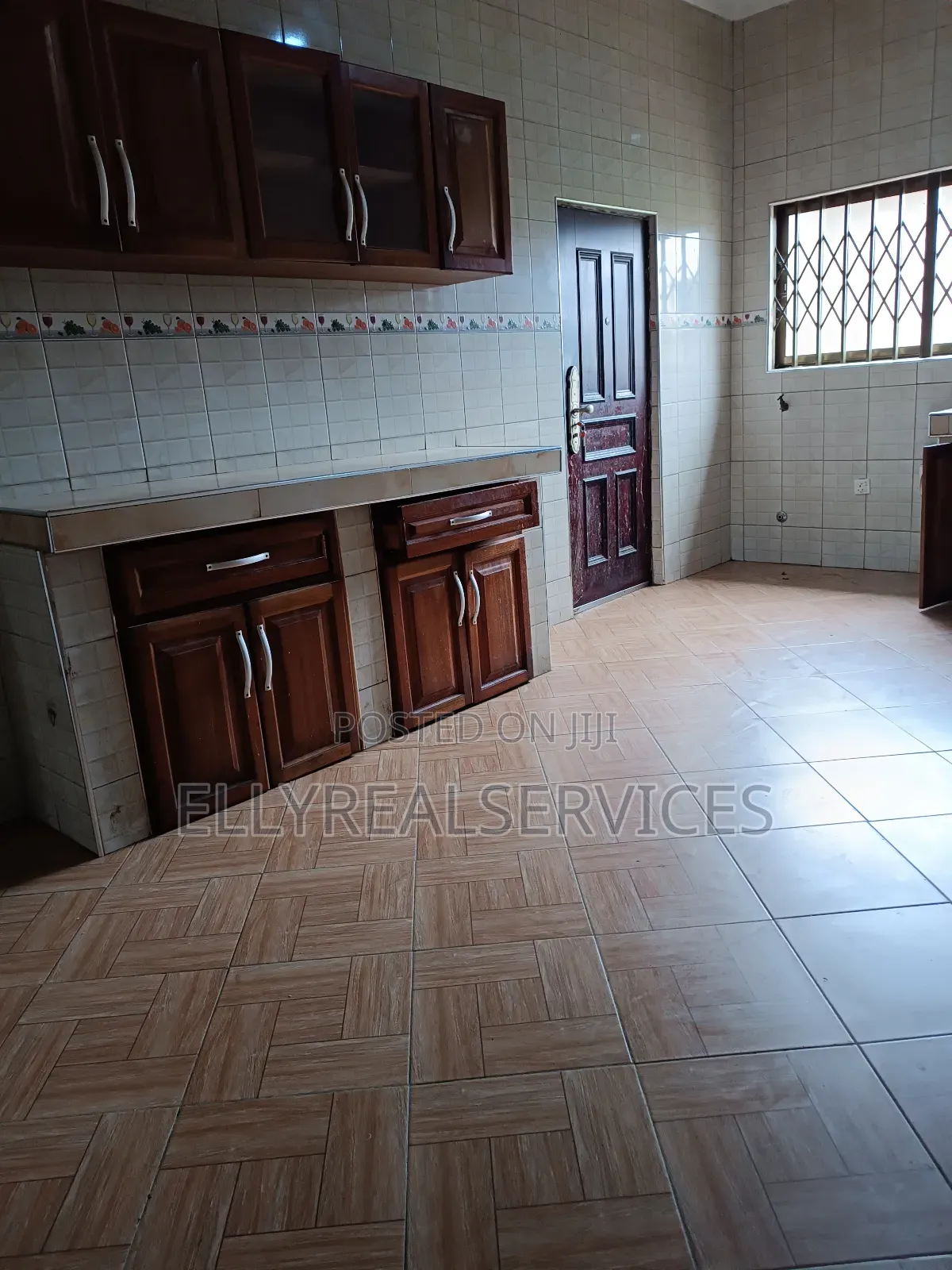 3bdrm Apartment in Ellyrealservices, Oyarifa for rent