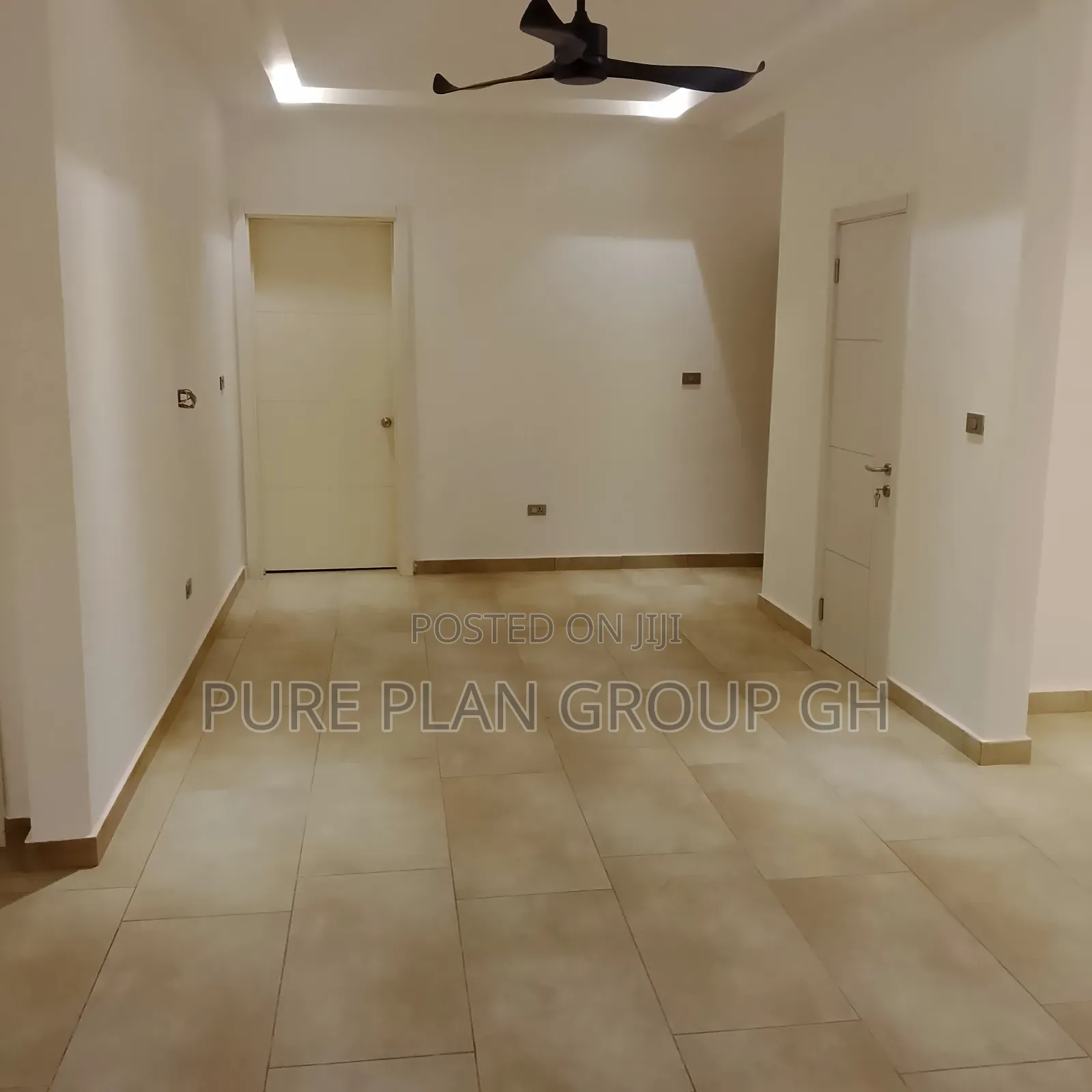 3bdrm Block of Flats in East Legon, A&C Mall Area for sale
