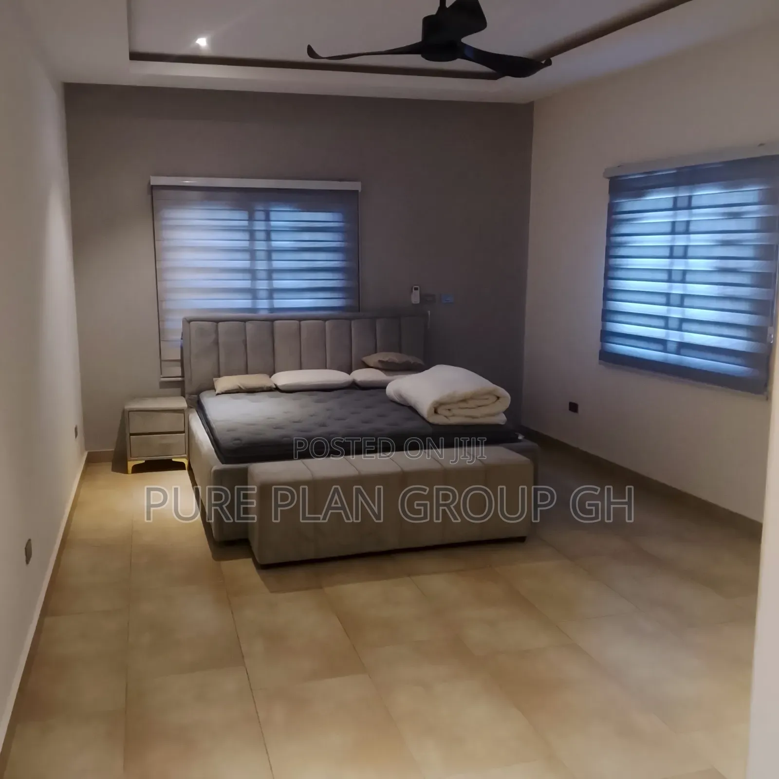 3bdrm Block of Flats in East Legon, A&C Mall Area for sale