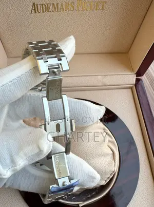 Audemars Piguet Royal Oak Men’S Automatic Analog Watch