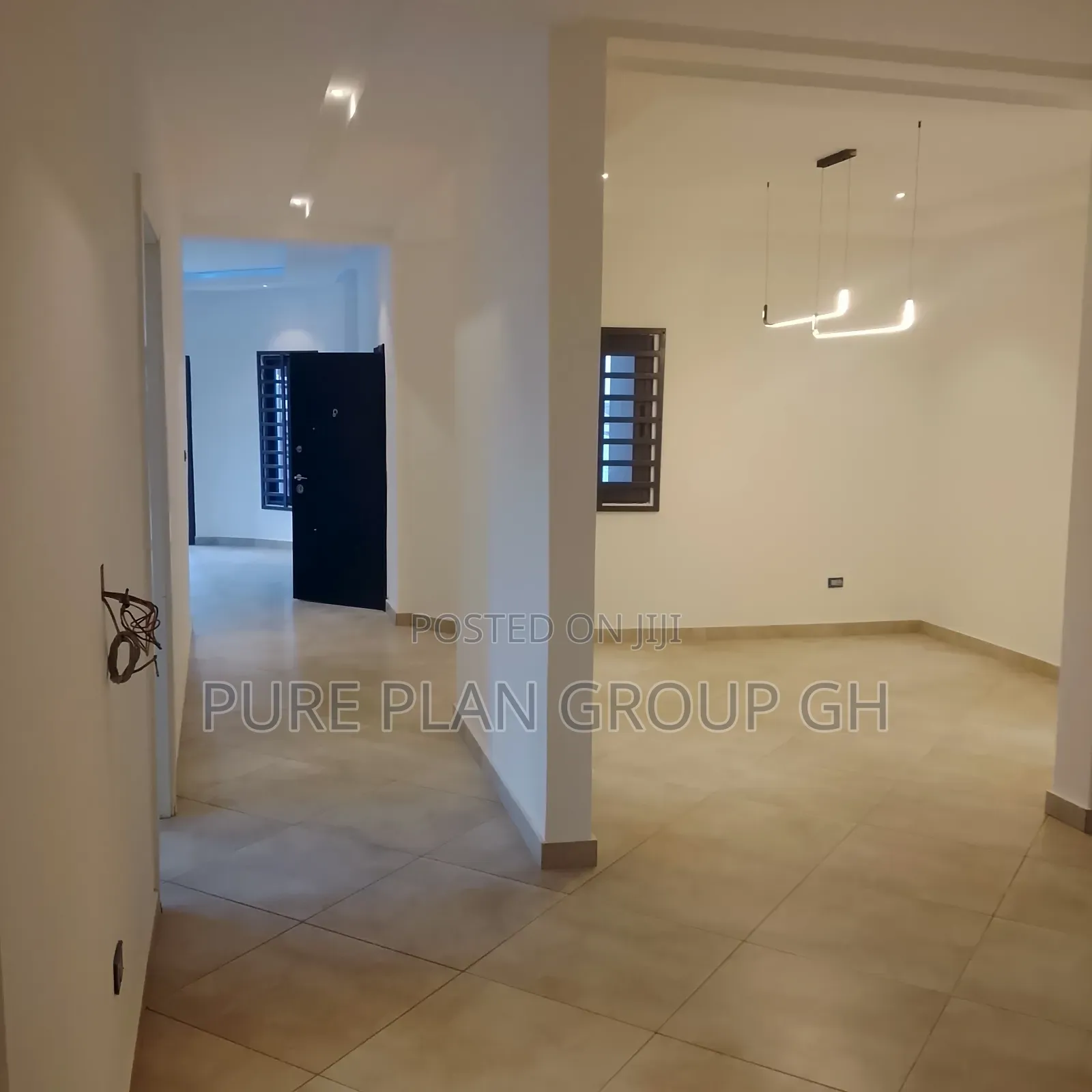 Furnished 2bdrm Block of Flats in East Legon, A&C Mall Area for sale