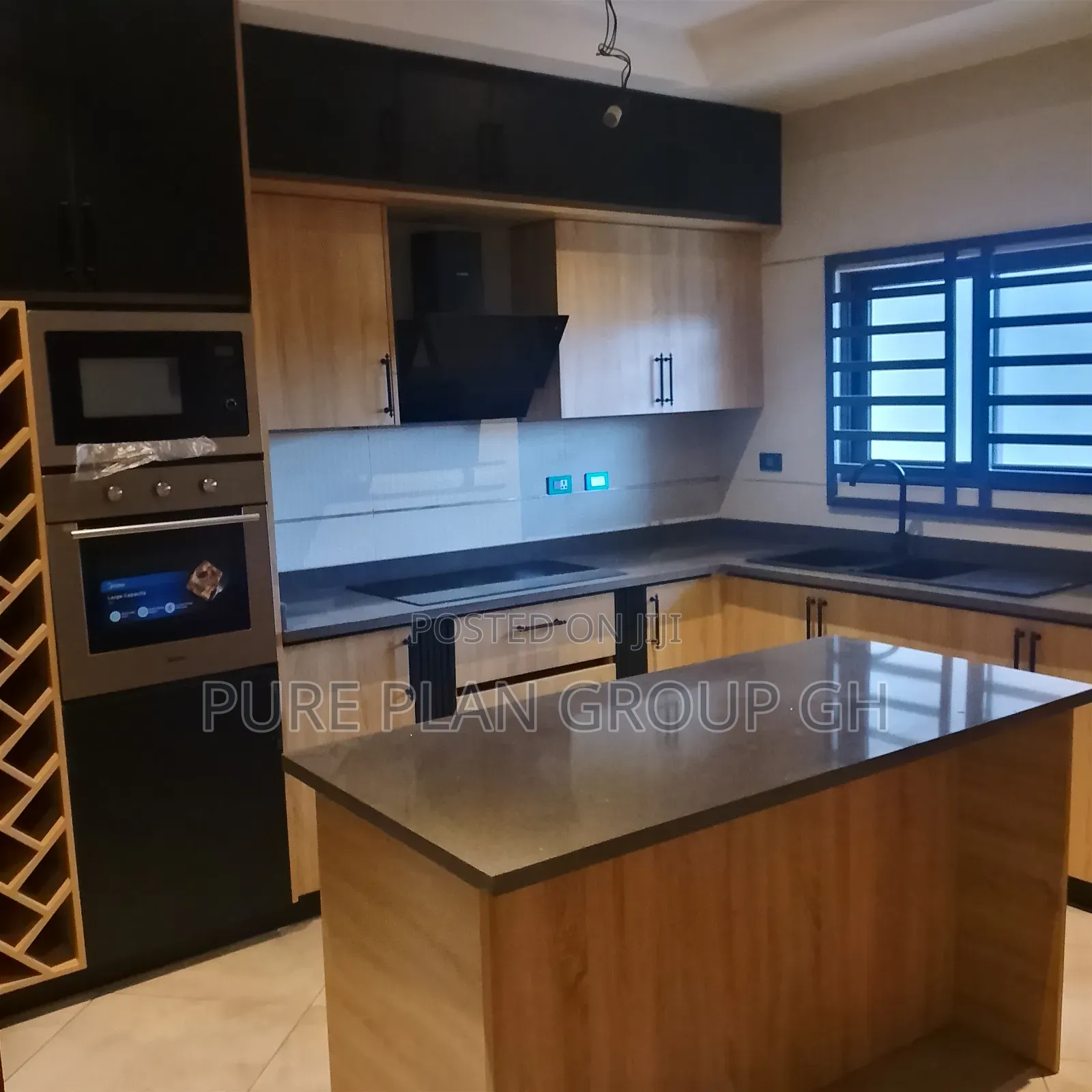 Furnished 2bdrm Block of Flats in East Legon, A&C Mall Area for sale