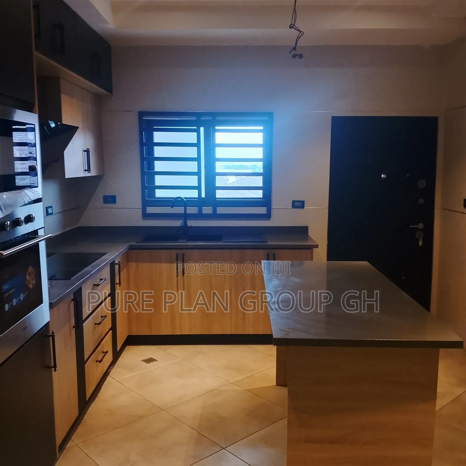 Furnished 2bdrm Block of Flats in East Legon, A&C Mall Area for sale