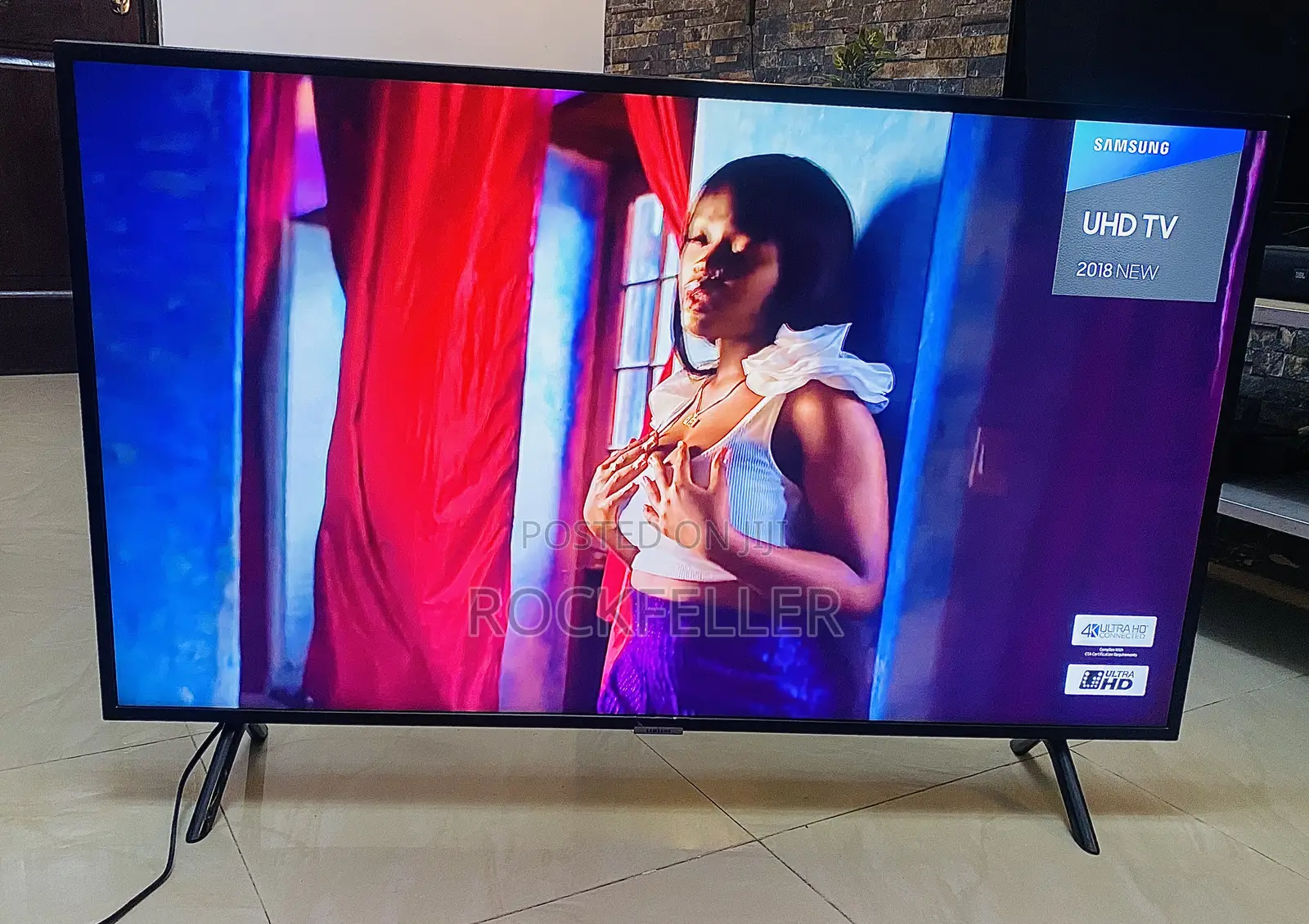 Uk Used Samsung Crystal Display Uhd HDR Smart 43 Inches