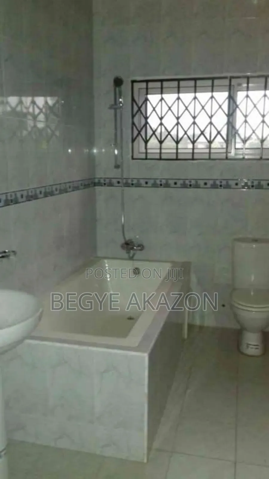 4bdrm House in Begye Akazon, Frafraha for sale