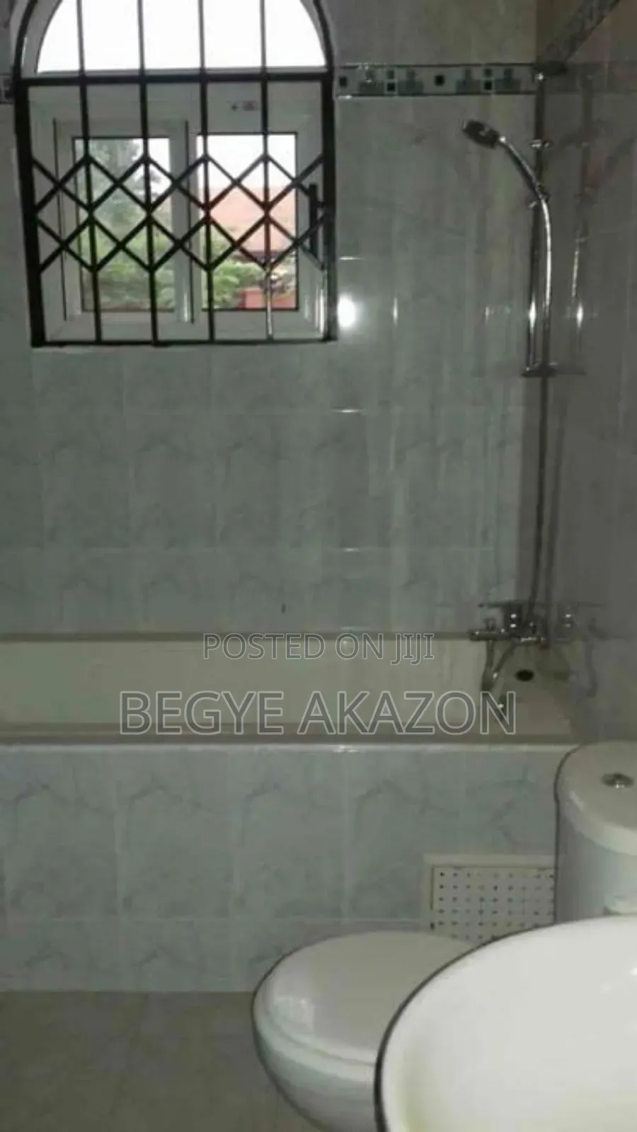 4bdrm House in Begye Akazon, Frafraha for sale