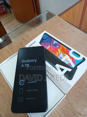 New Samsung Galaxy A70 128 GB Blue