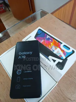 New Samsung Galaxy A70 128 GB Blue