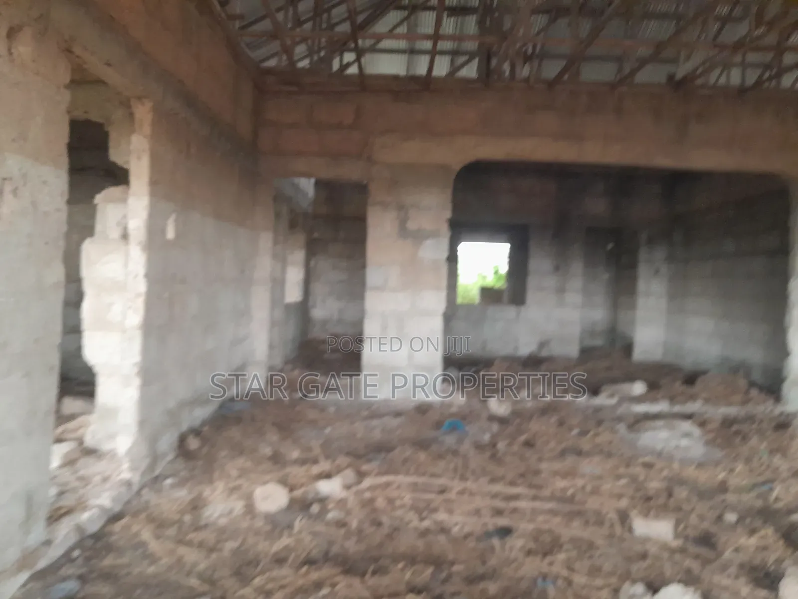 6bdrm House in Adesina, Kumasi Metropolitan for sale