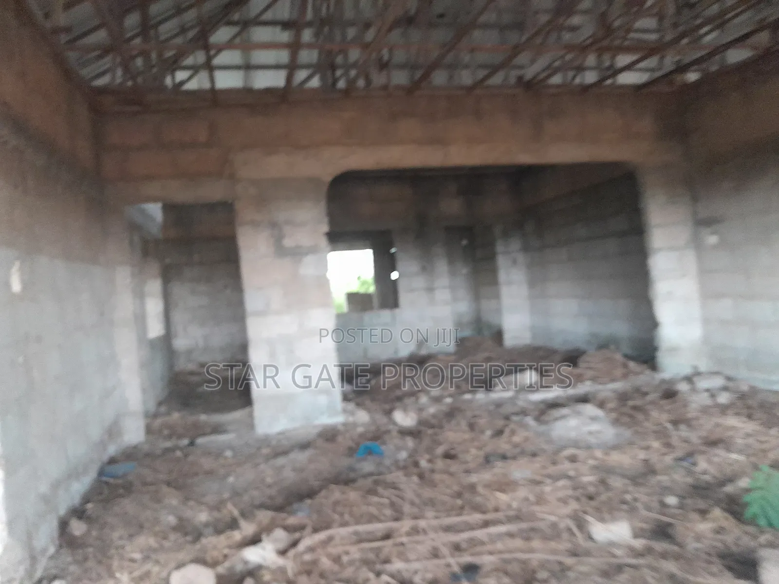 6bdrm House in Adesina, Kumasi Metropolitan for sale