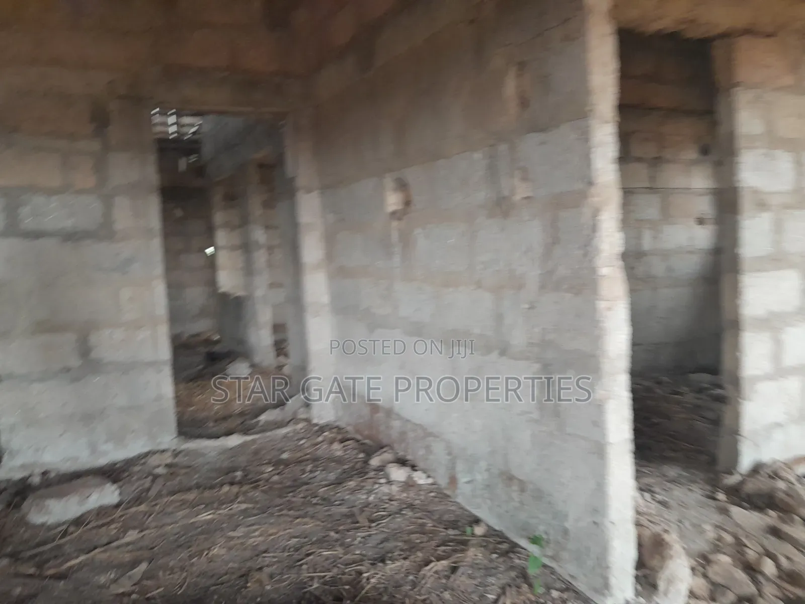 6bdrm House in Adesina, Kumasi Metropolitan for sale