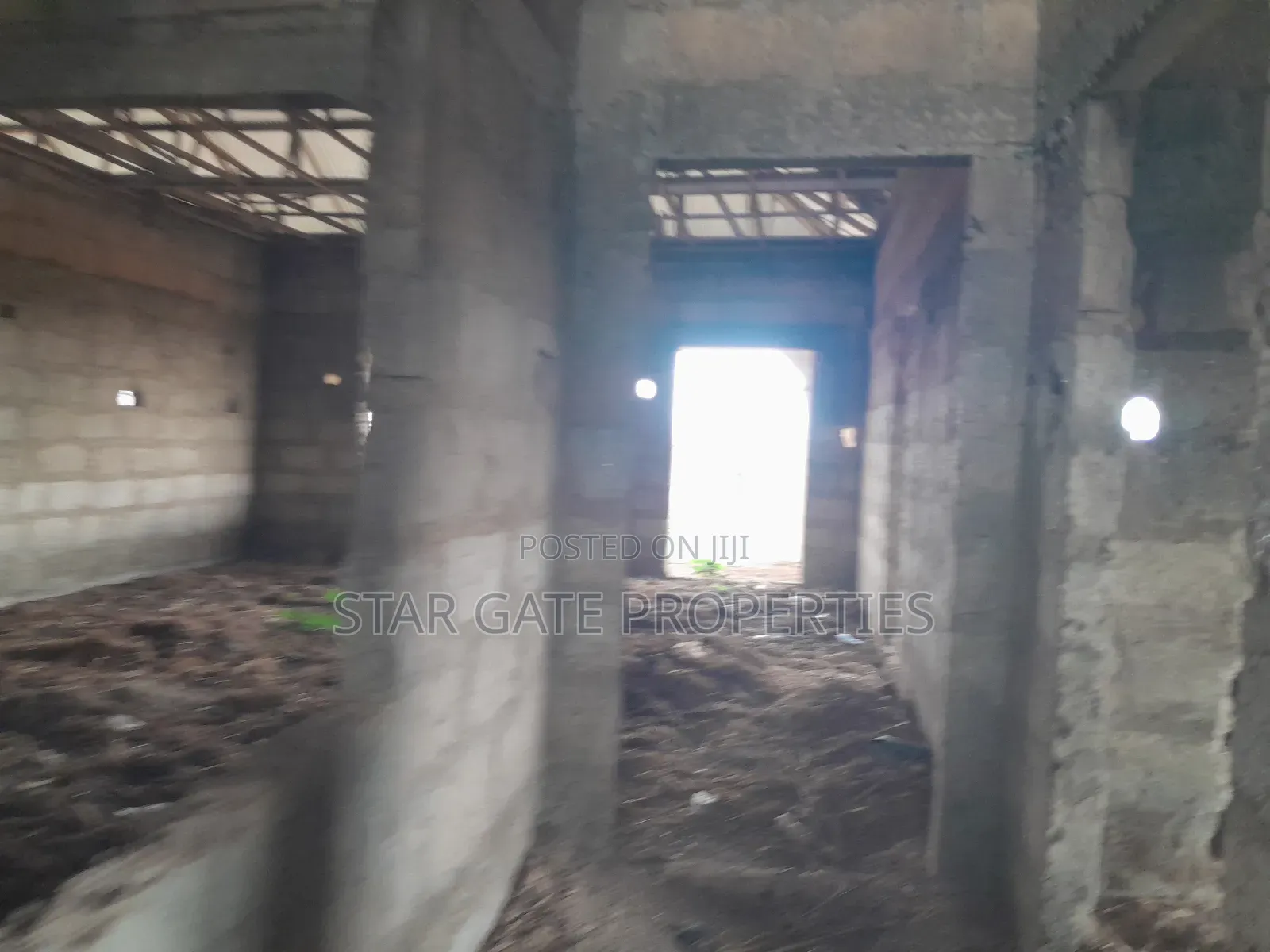 6bdrm House in Adesina, Kumasi Metropolitan for sale