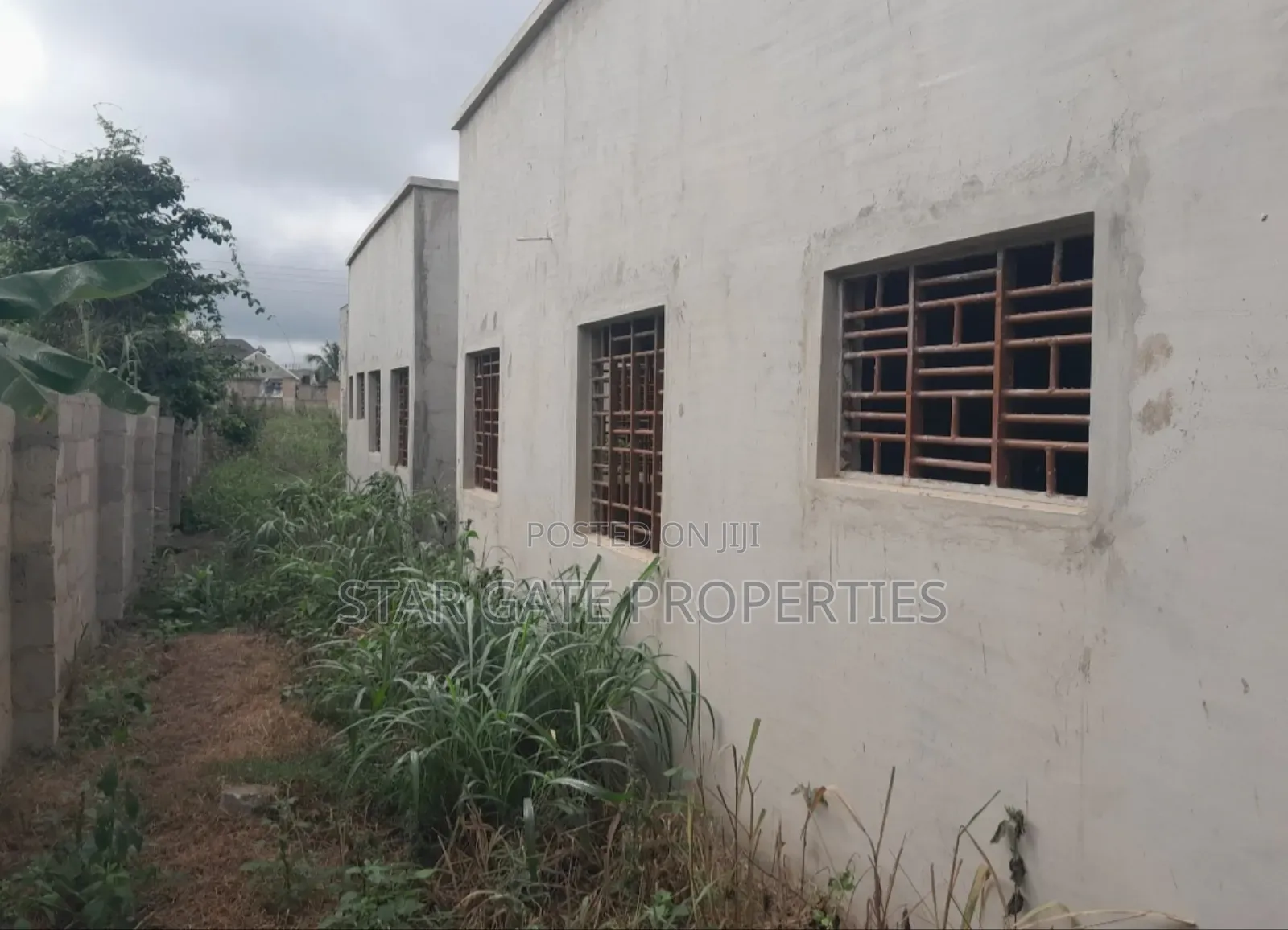 5bdrm House in Ahodwo, Kwabre., Kumasi Metropolitan for sale