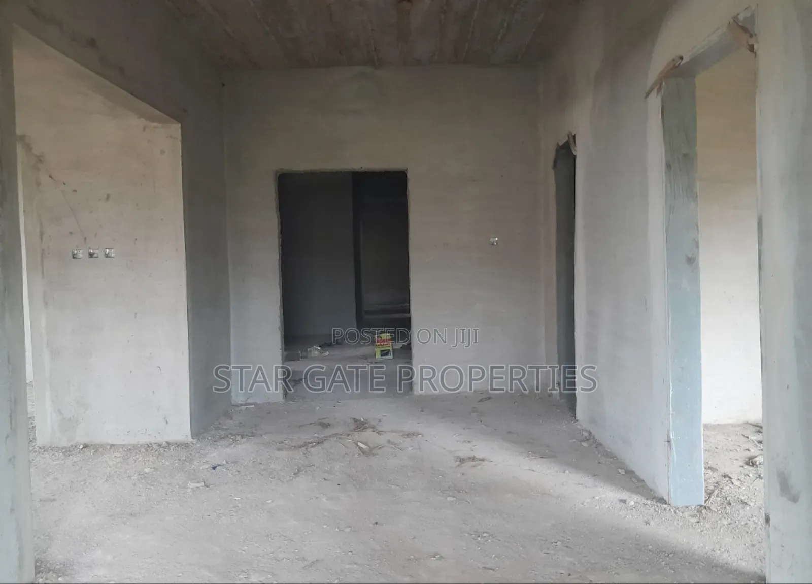 5bdrm House in Ahodwo, Kwabre., Kumasi Metropolitan for sale