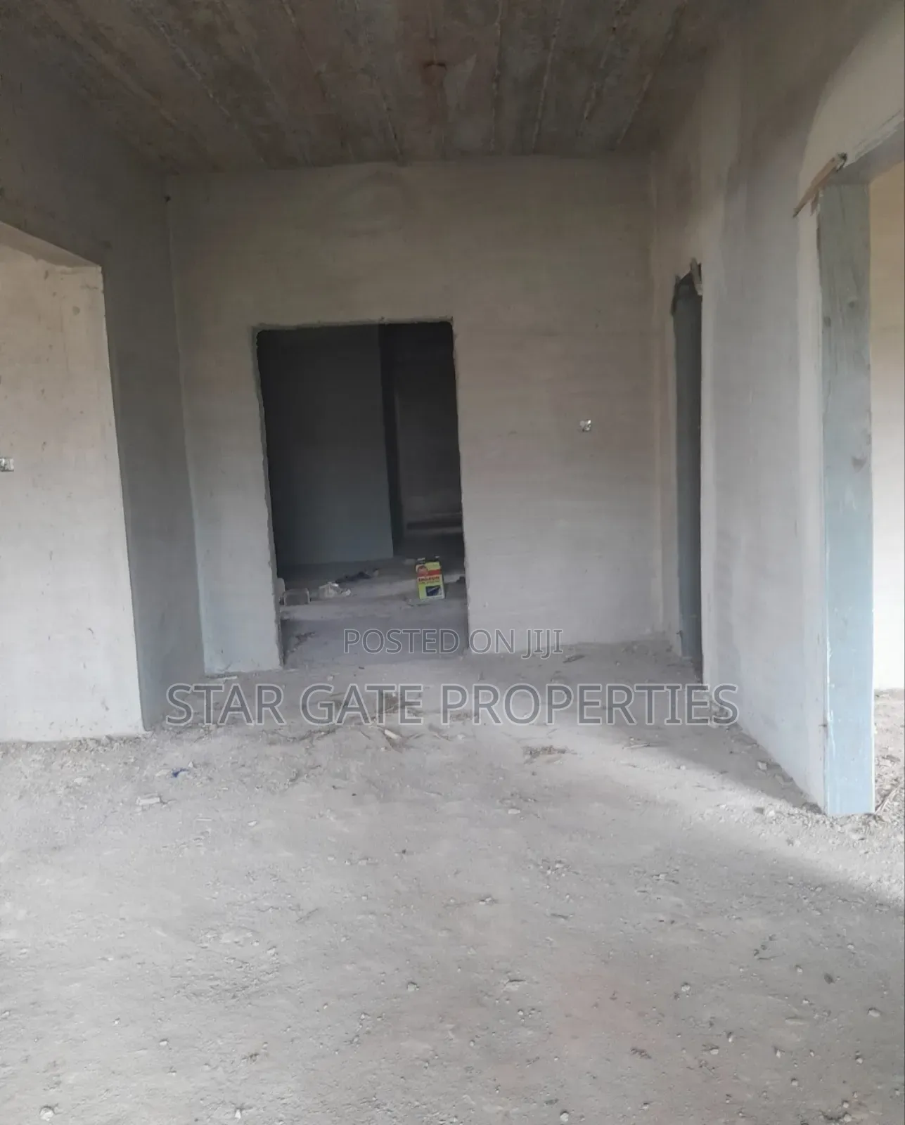 5bdrm House in Ahodwo, Kwabre., Kumasi Metropolitan for sale