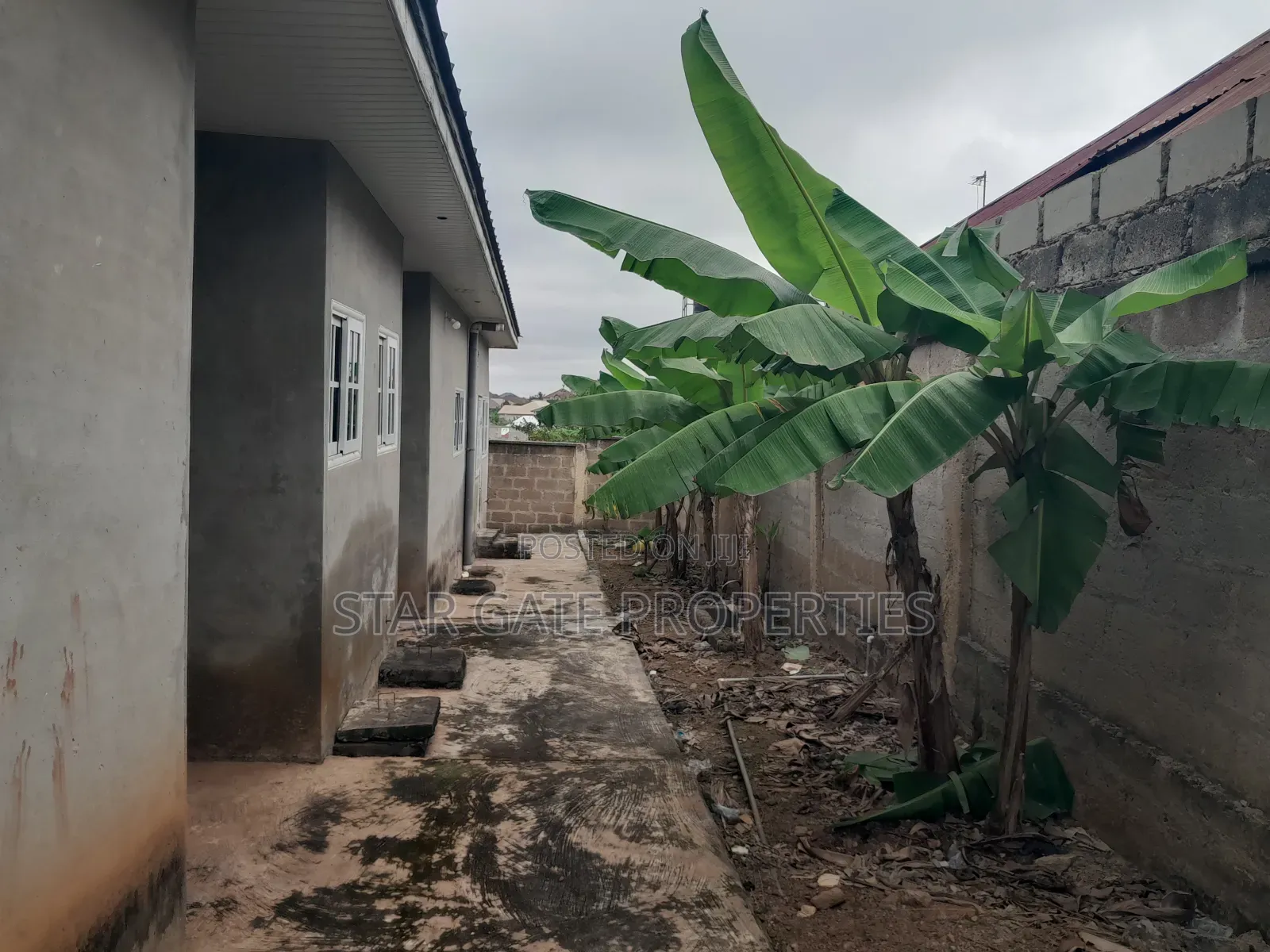 4bdrm House in Appiadu, Near Emina, Kumasi Metropolitan for sale