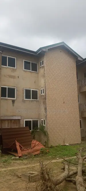 16bdrm Apartment in Adenta Apartment, Accra Metropolitan for sale