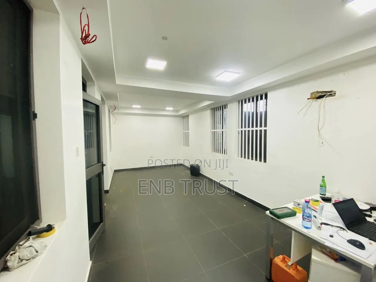 12 Bedrooms Office Space for Rent at Airport