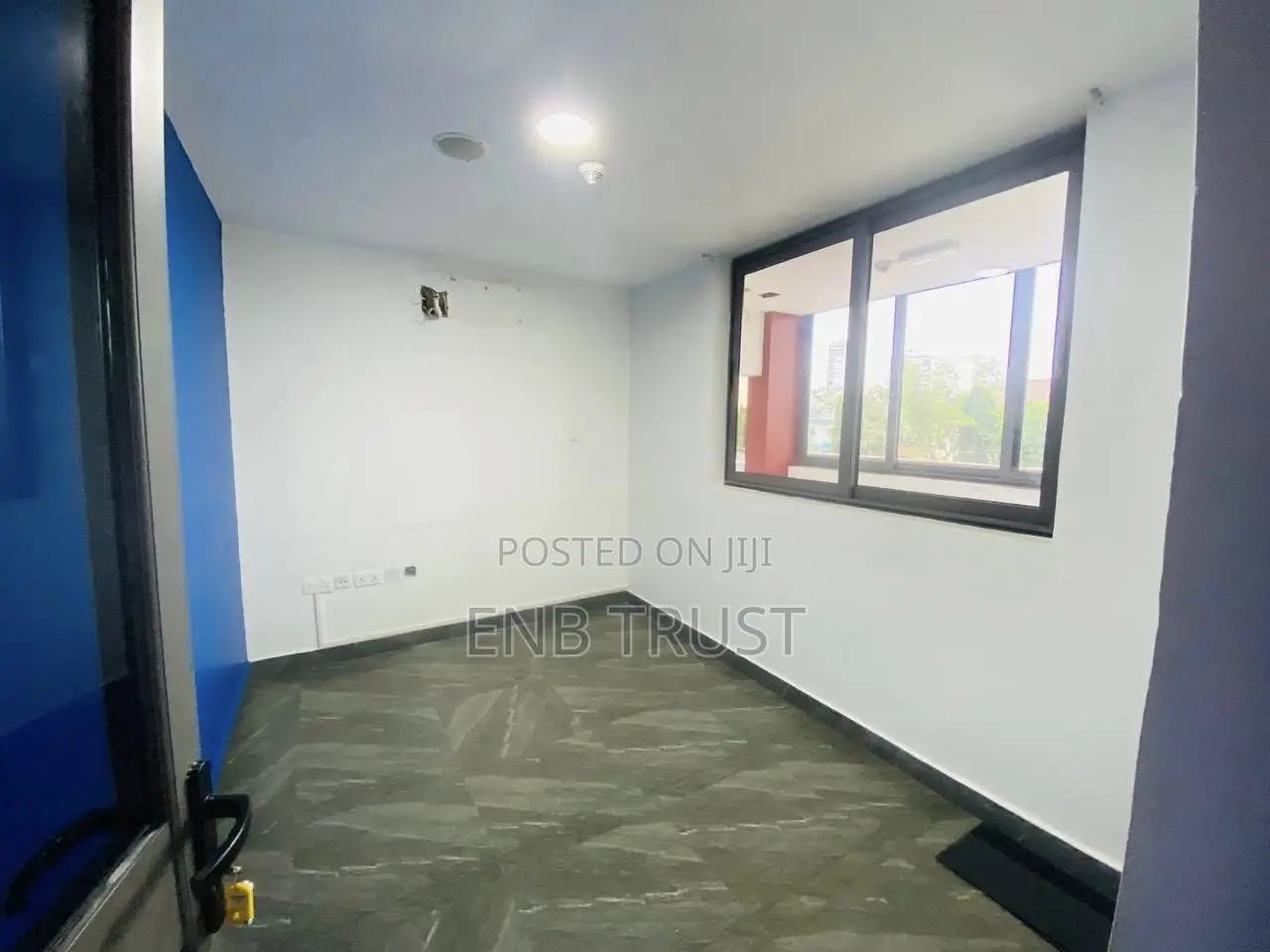 12 Bedrooms Office Space for Rent at Airport