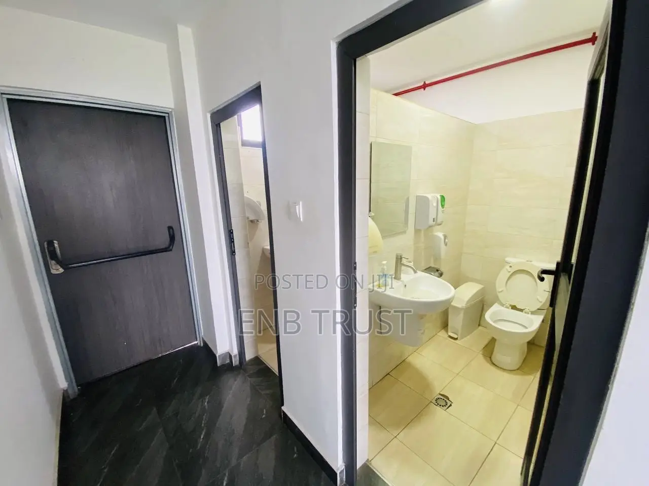 12 Bedrooms Office Space for Rent at Airport