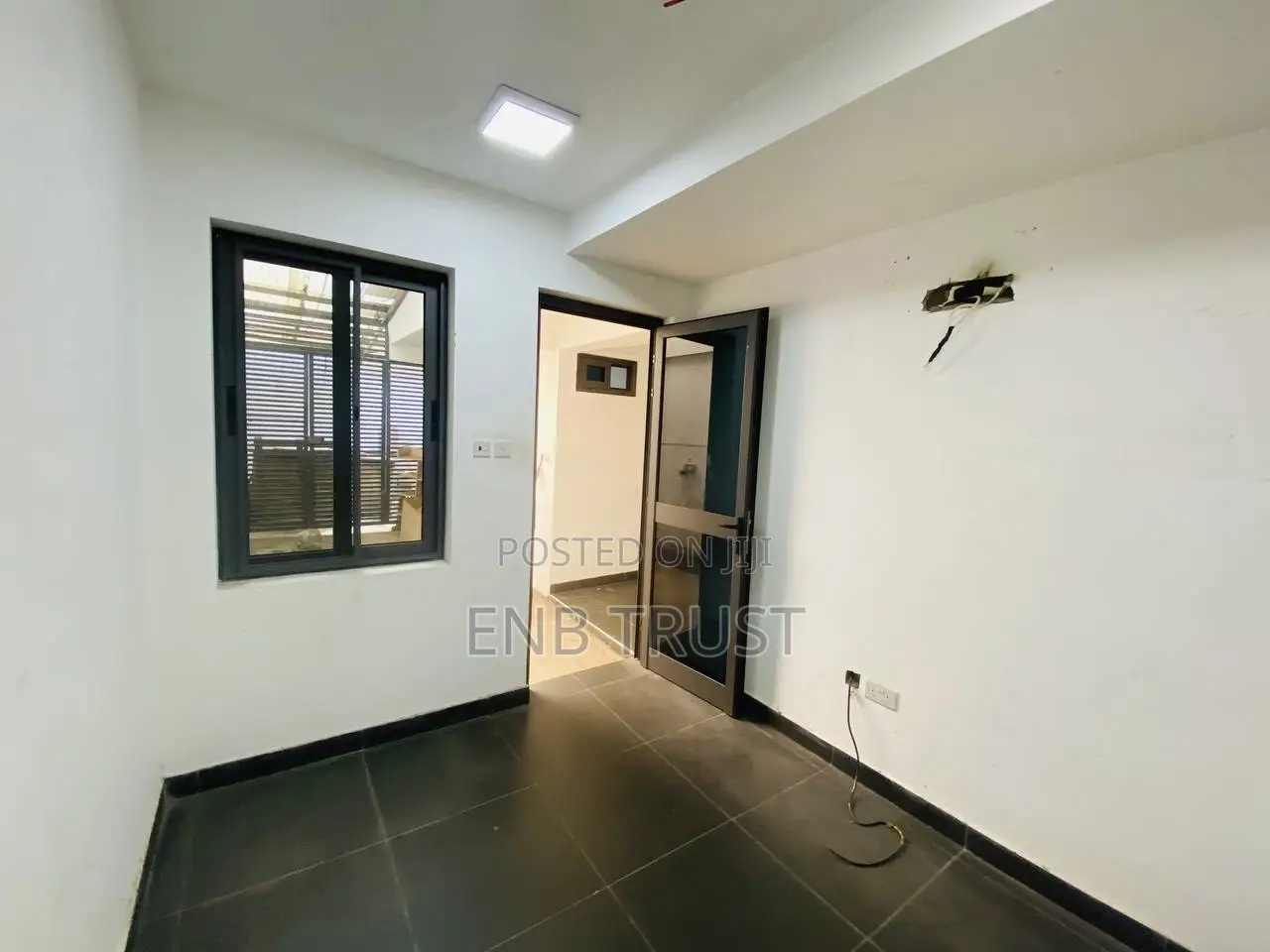 12 Bedrooms Office Space for Rent at Airport