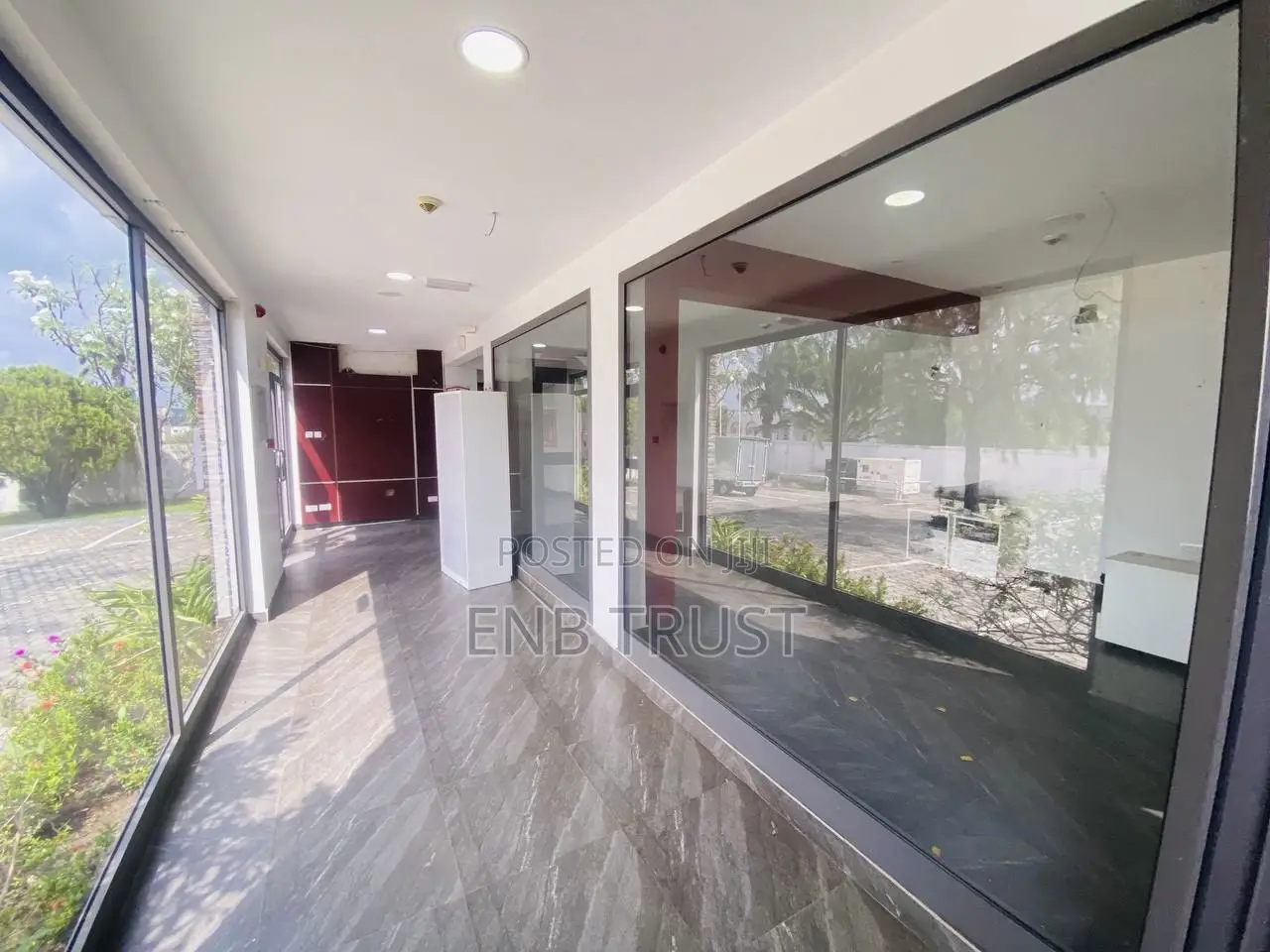 12 Bedrooms Office Space for Rent at Airport