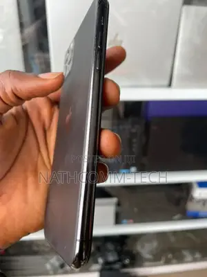 Apple iPhone 11 Pro Max 64 GB Black