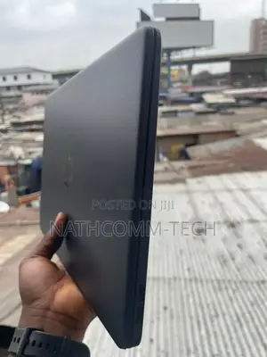 Laptop HP 15s 8GB Intel SSD 256GB
