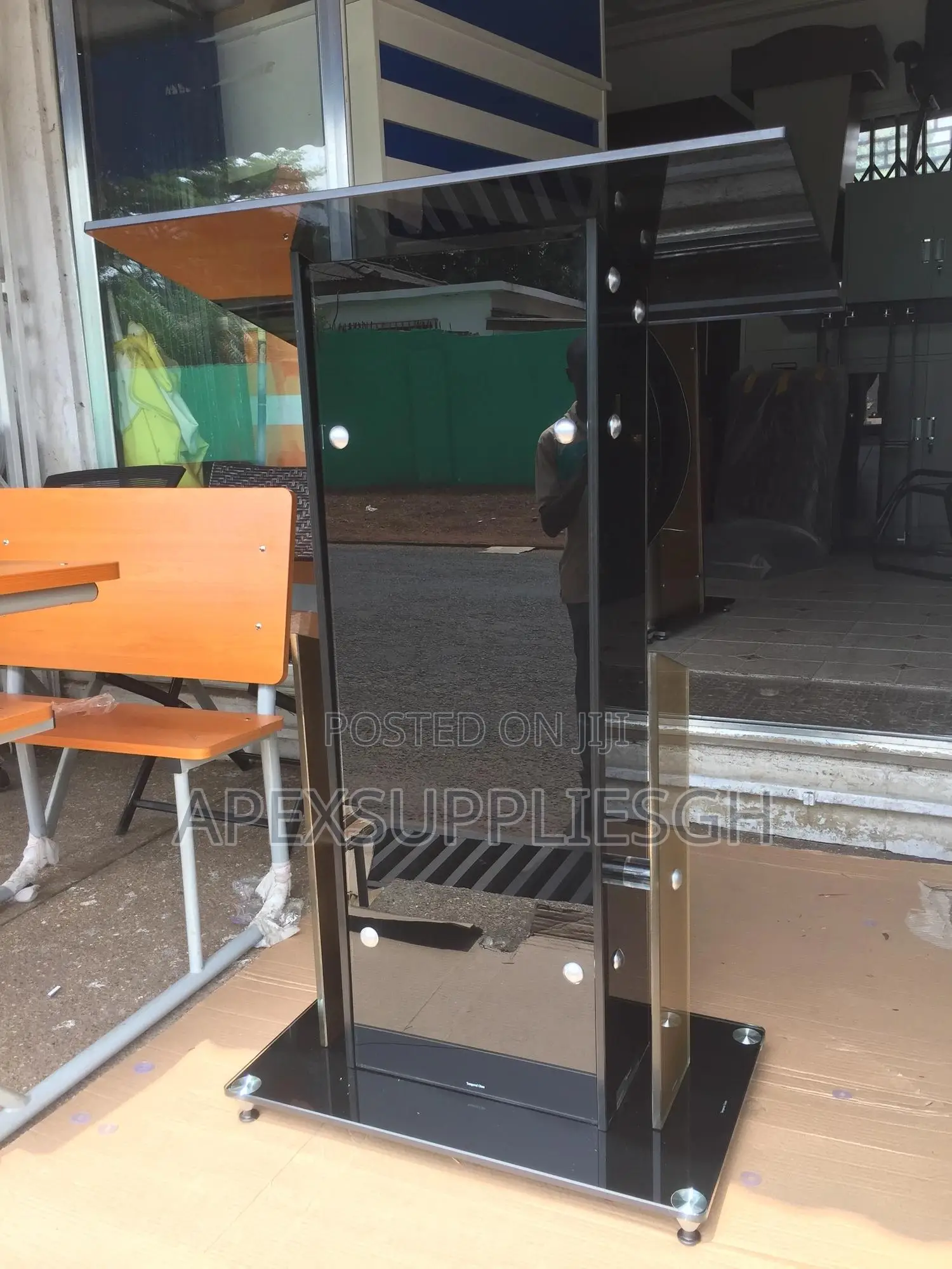 Glass Pulpit