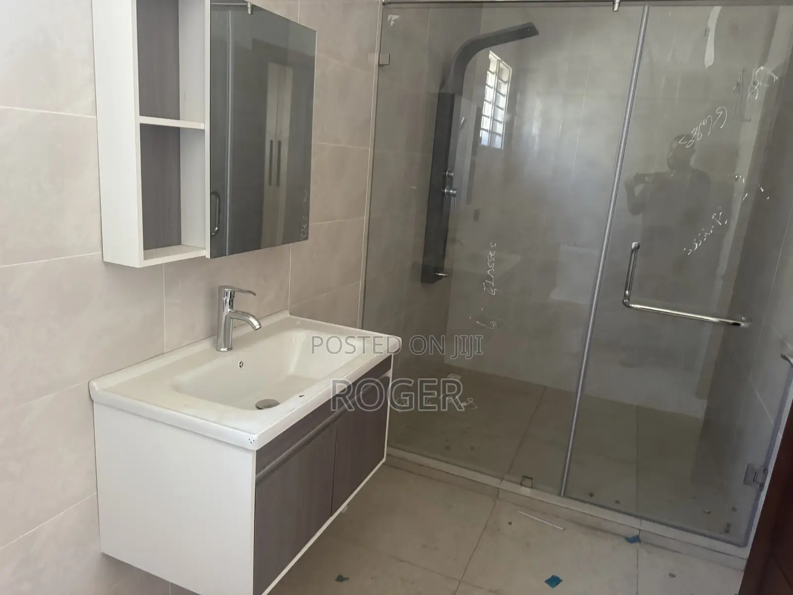 4bdrm House in Achimota Mile 7 for rent