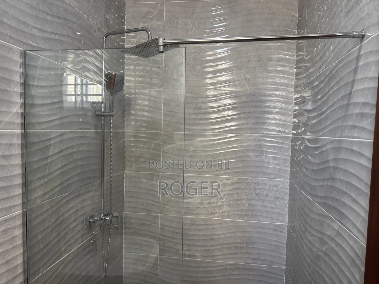 3bdrm House in Achimota Mile 7 for rent