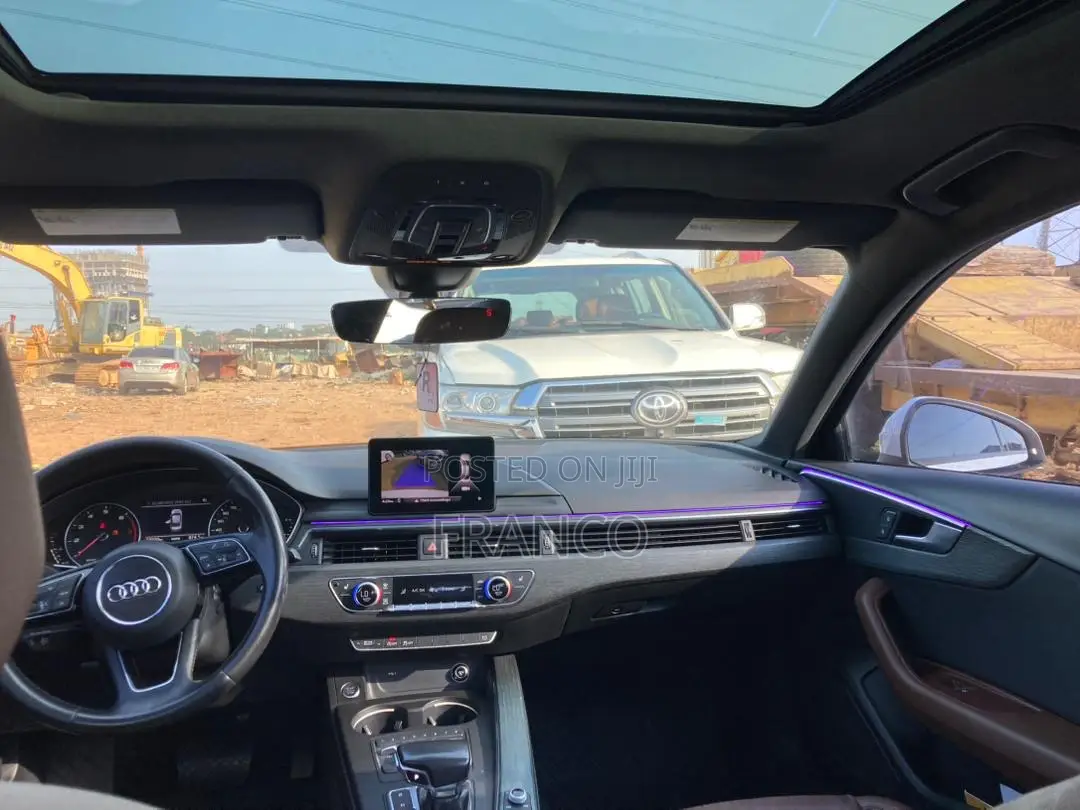 Audi A4 2.0T ultra Premium FWD 2017 White