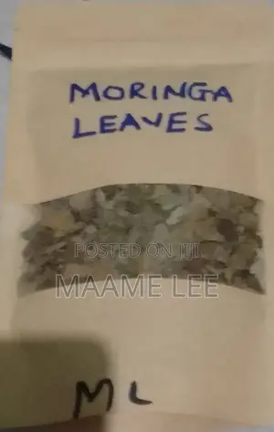 Organic Moringa Leaves