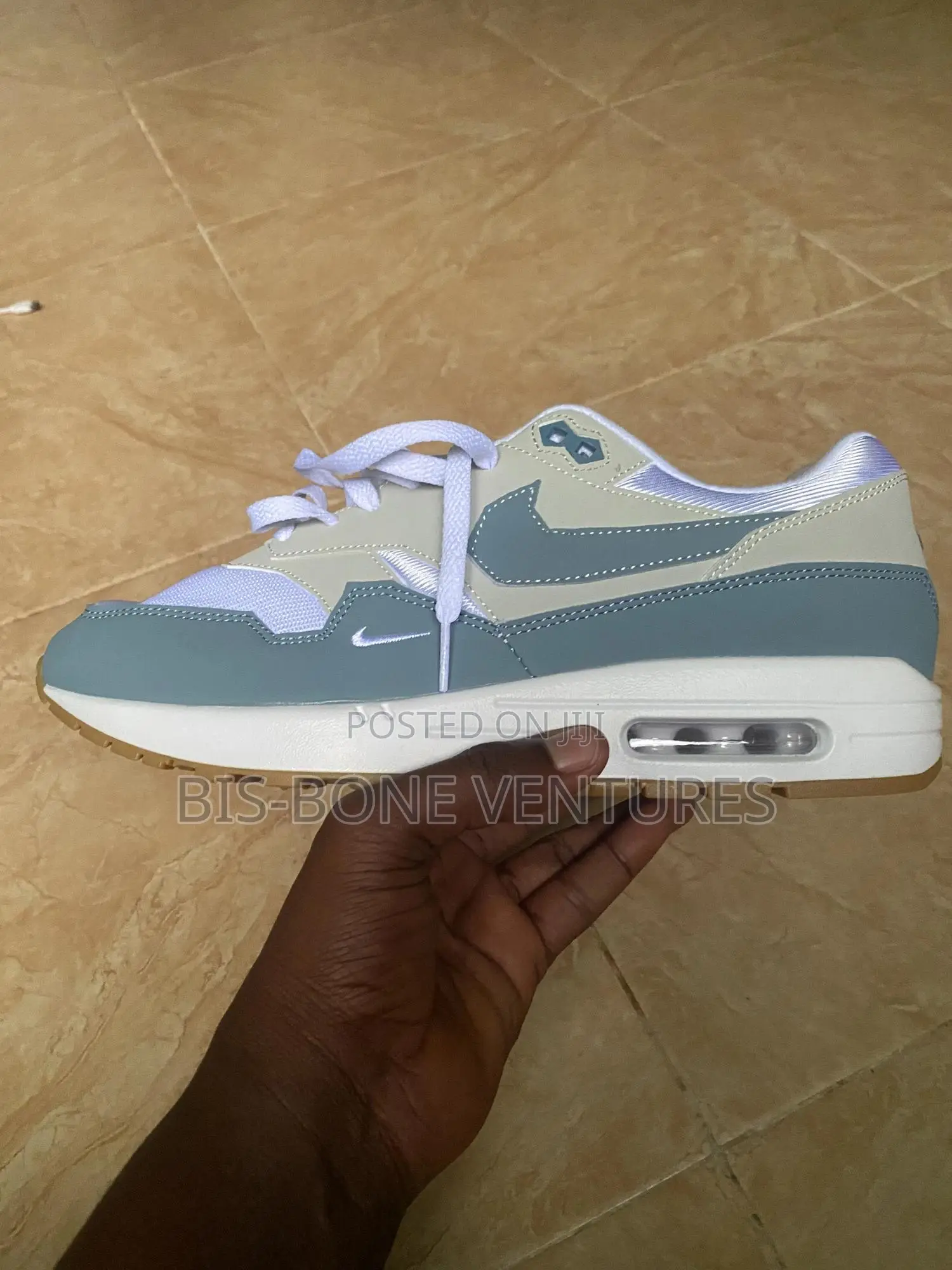 Nike Classics(Free Delivery Within Accra)