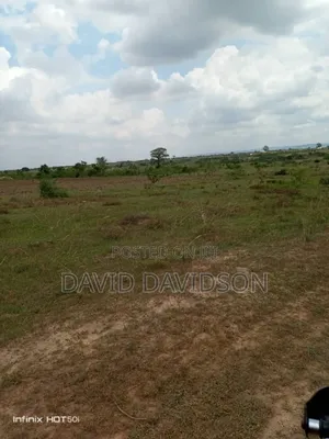 2 And Half Plot Spintex Main Road
