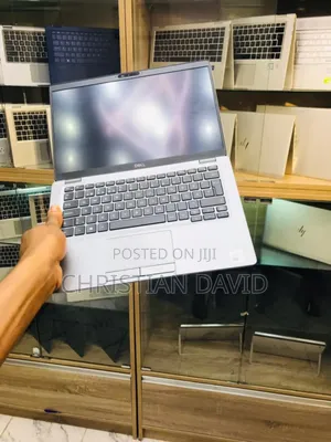 Laptop Dell Latitude 5310 16GB Intel Core i7 SSD 256GB