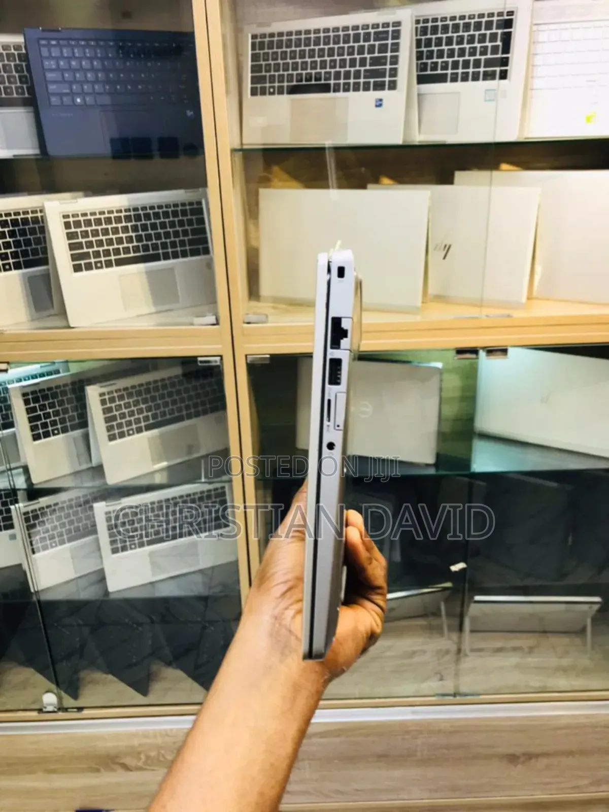 Laptop Dell Latitude 5310 16GB Intel Core i7 SSD 256GB
