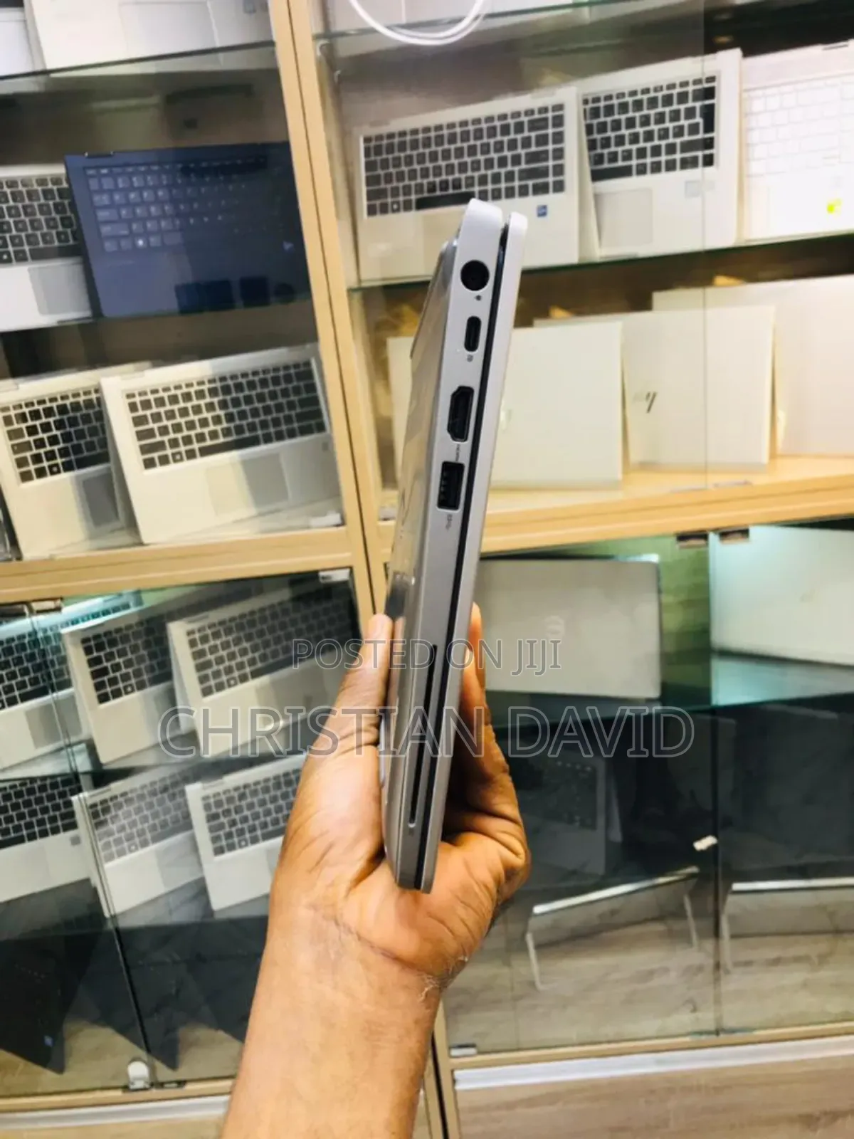 Laptop Dell Latitude 5310 16GB Intel Core i7 SSD 256GB