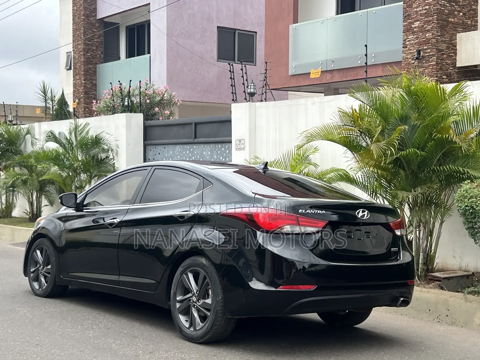 Hyundai Elantra Limited 4dr Sedan (1.8L 4cyl 6A) 2014 Black